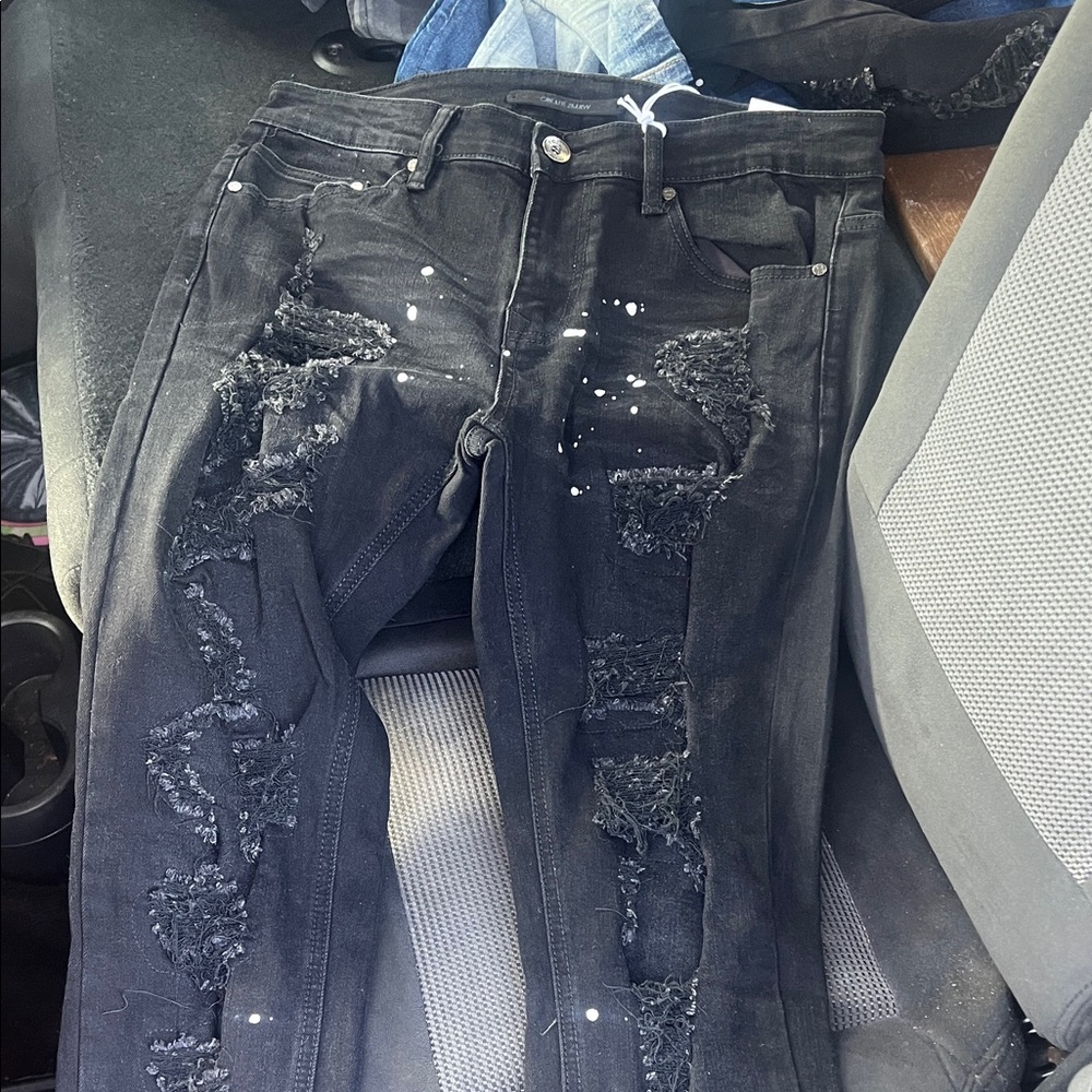 Men's Slim Black Distressed Jeans